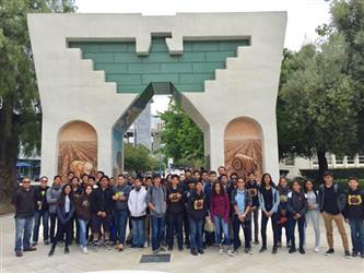 Students in front of San Jose State University